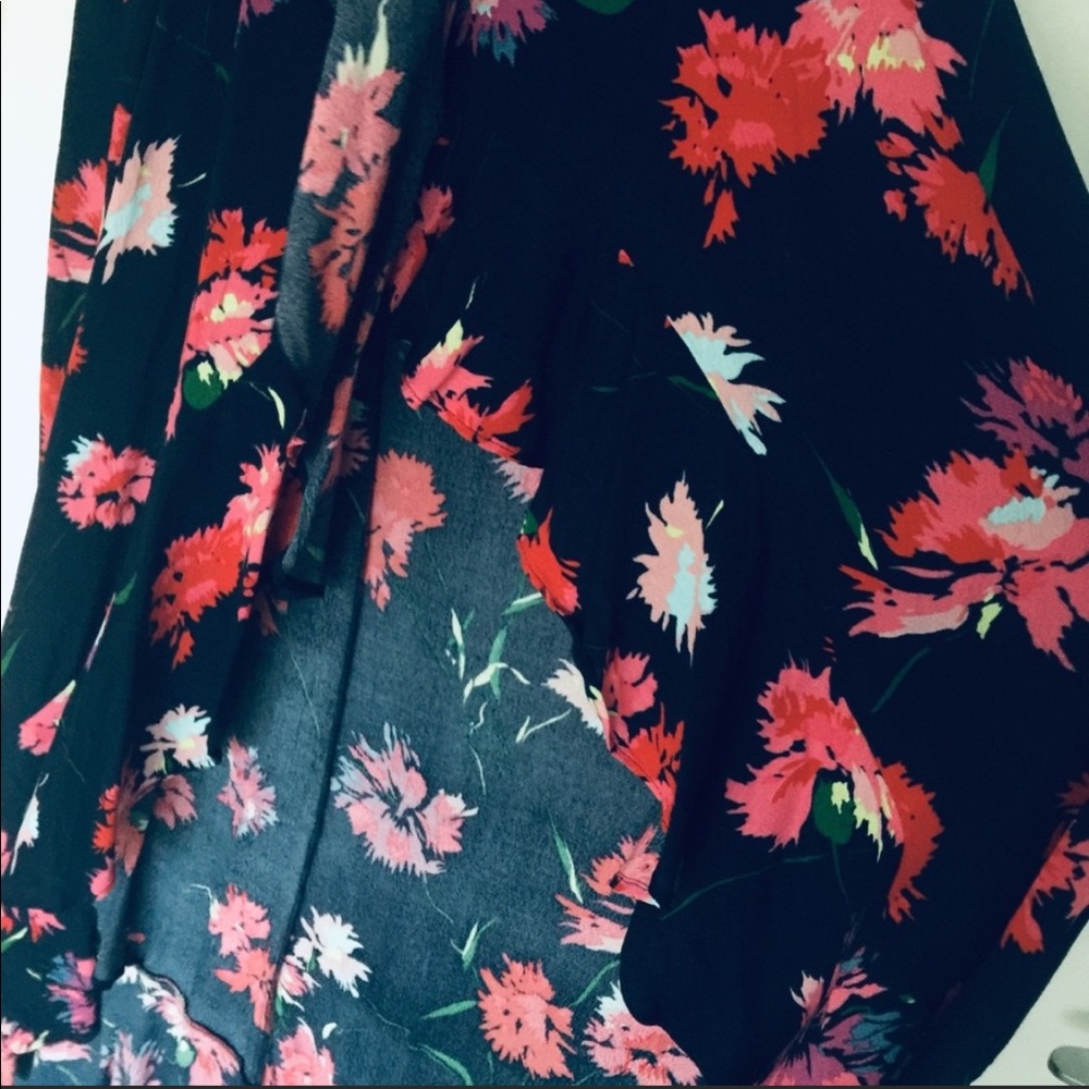 Floral Ruffle Cold Shoulder Maxi Dress - Picture 7 of 7